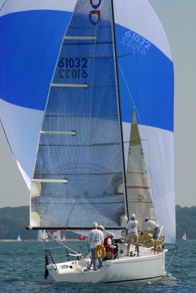 carbon 32 sailboat